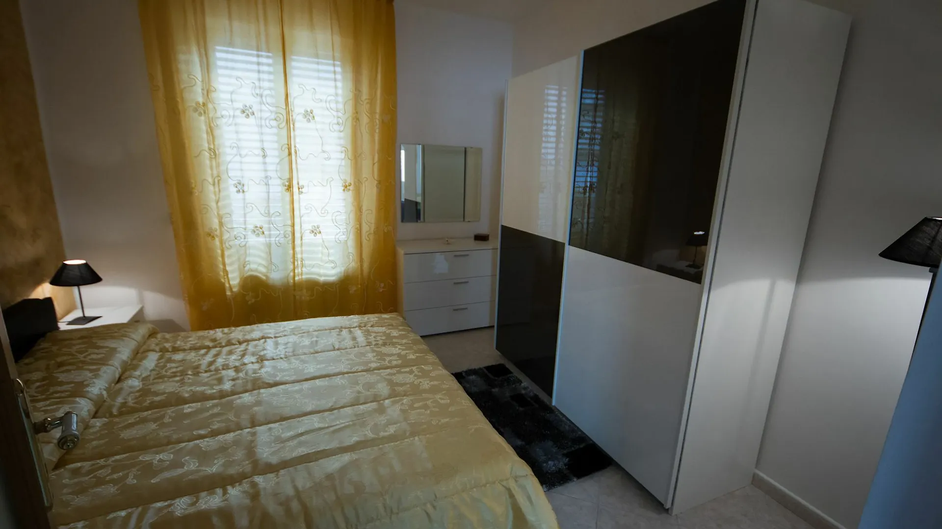 My House Holiday Apartment Palerme Italie