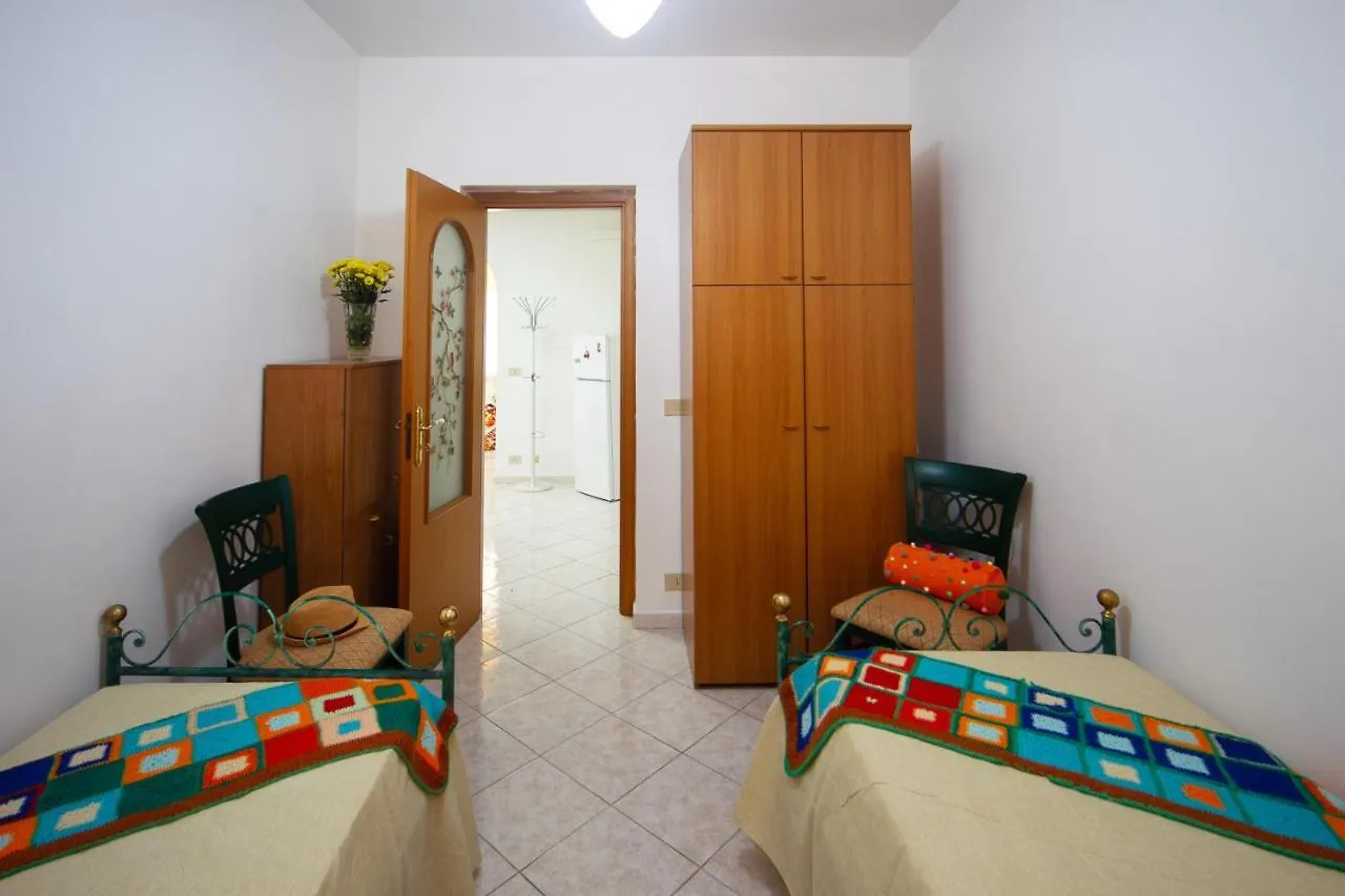 My House Holiday Apartment Палермо